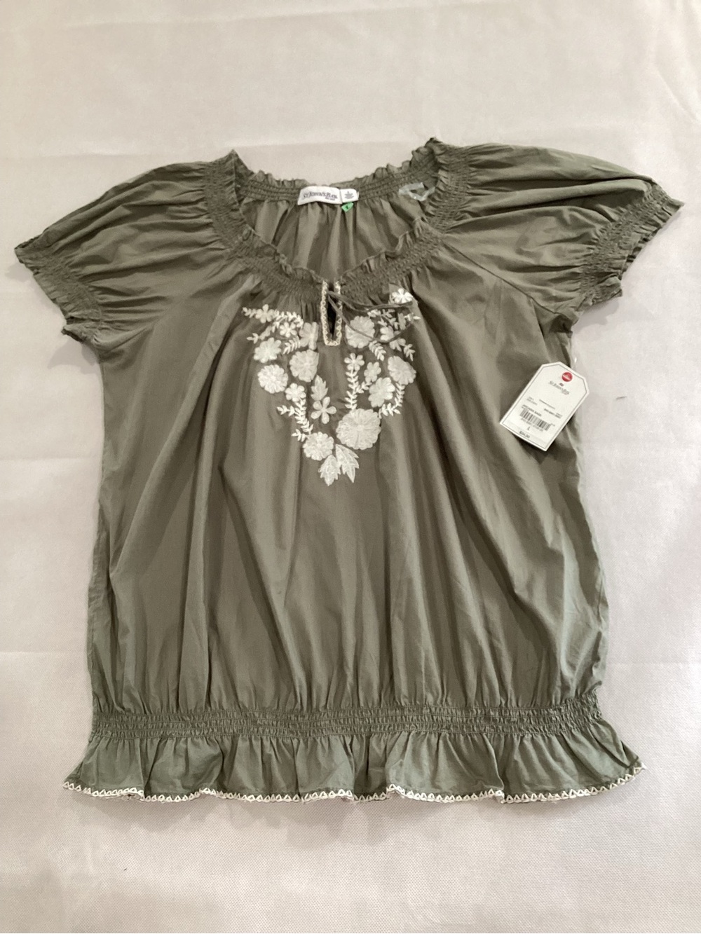 St. John's Bay Olive Green Embroidered Peasant Top size large 9/20